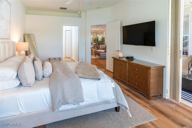 Building Photo - 1896 Crestview Way