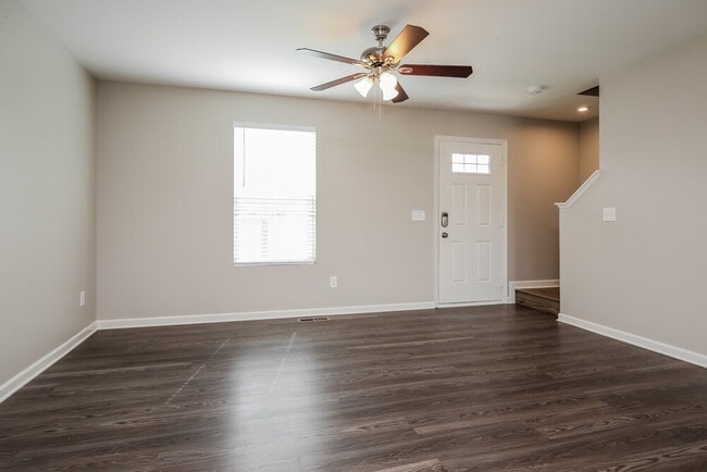 Photo - 1418 Christina Hayes Ln