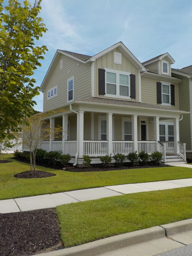 Photo - 1400 Fox Creek Ln