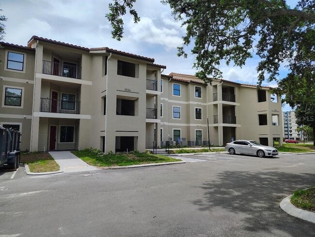 Photo - 3024 Parkway Blvd Unit 202