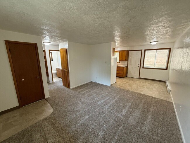 Photo - 2042 Myrtle Ave NE