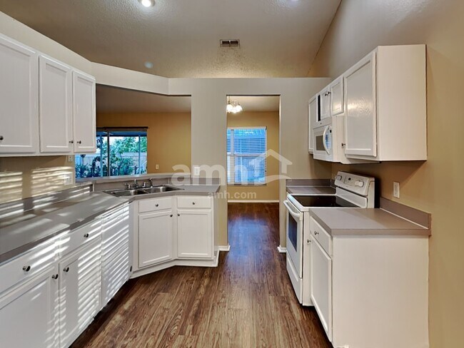 Photo - 26922 Carmen Pl