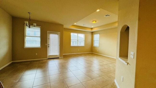 Photo - 2625 Etta May Ln