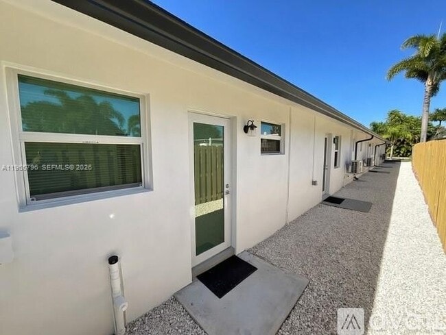 Photo - 2308 NW 3rd Ave Unit 4