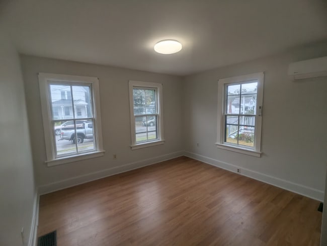 Photo - 201 Division St Unidad 201