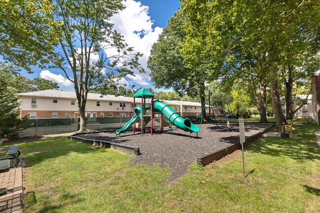 Lakeview Apartments