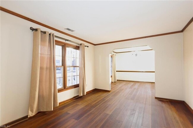 Photo - 1008 Hollins College Ct