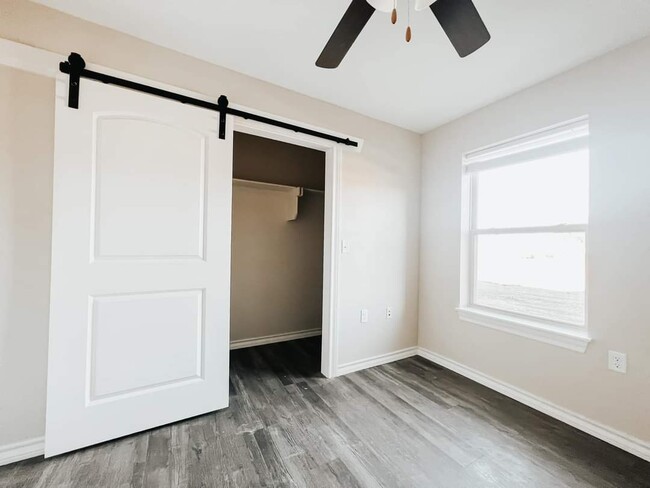 Photo - Eastland Village Apartments