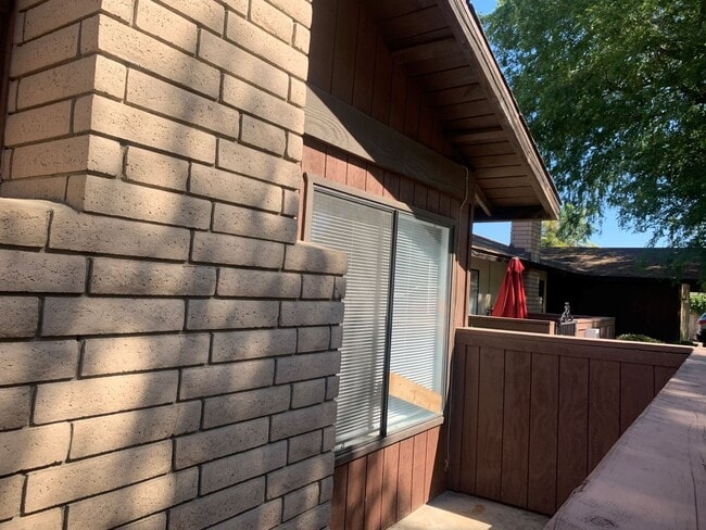 Photo - 7704 N Laurelglen Blvd Unit B
