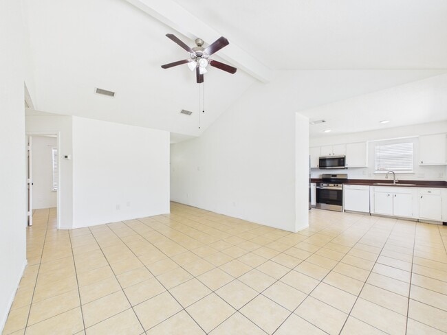 Photo - 9918 Peachridge Dr