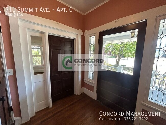 Photo - 711 Summit Ave Unidad Apt. C