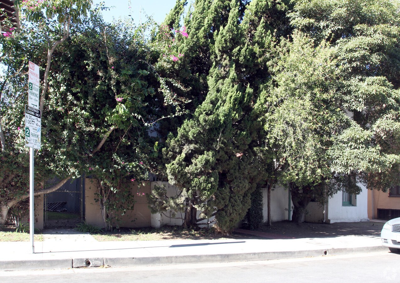 Photo - 717 S Cochran Ave