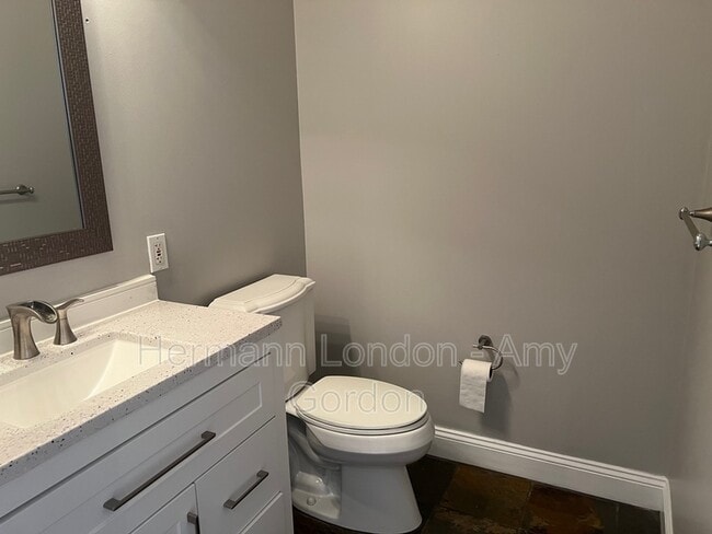 Photo - 1714 S Tucker Blvd Unit B