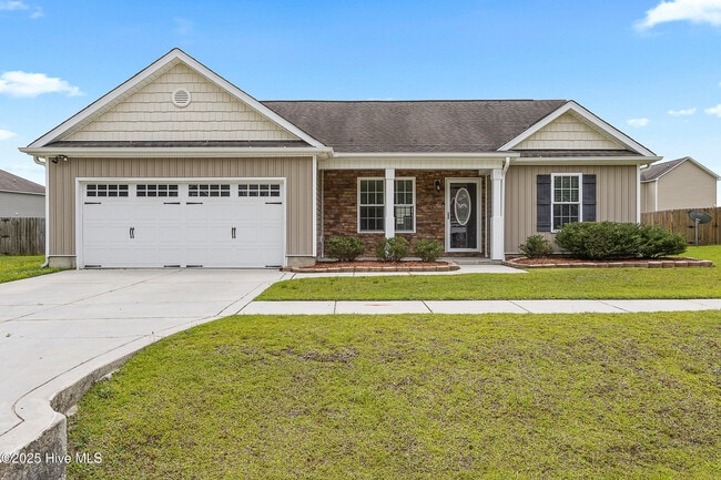 Building Photo - 212 Riverstone Ct Rental