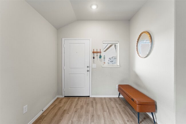 Photo - 2034 Brixham Bluff Ln