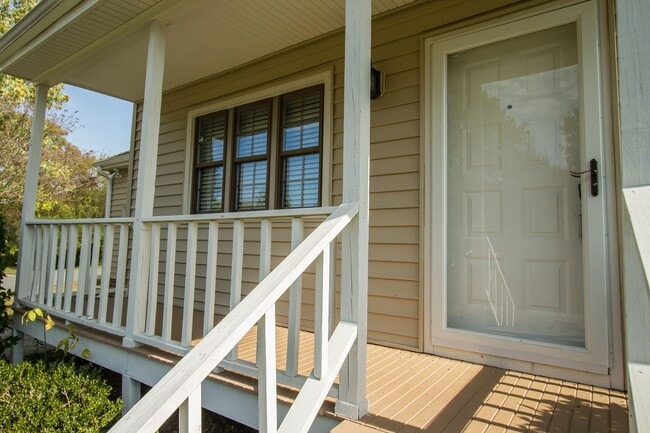 Photo - Move-In Ready 3BR Home with Upgrades & Prime Charlotte Location!