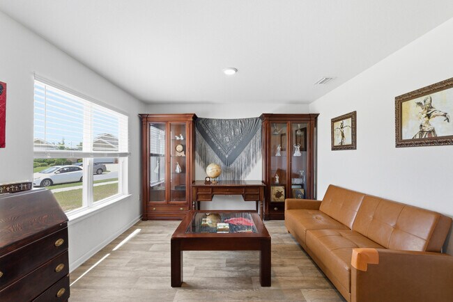 Photo - 221 Red Bay Rd