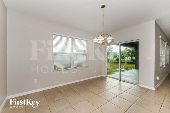 Photo - 614 SW 25th Ln