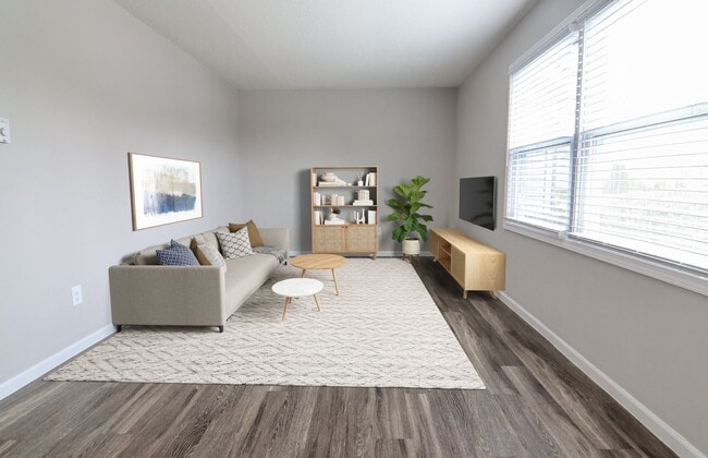 Photo - Country Squire Villas