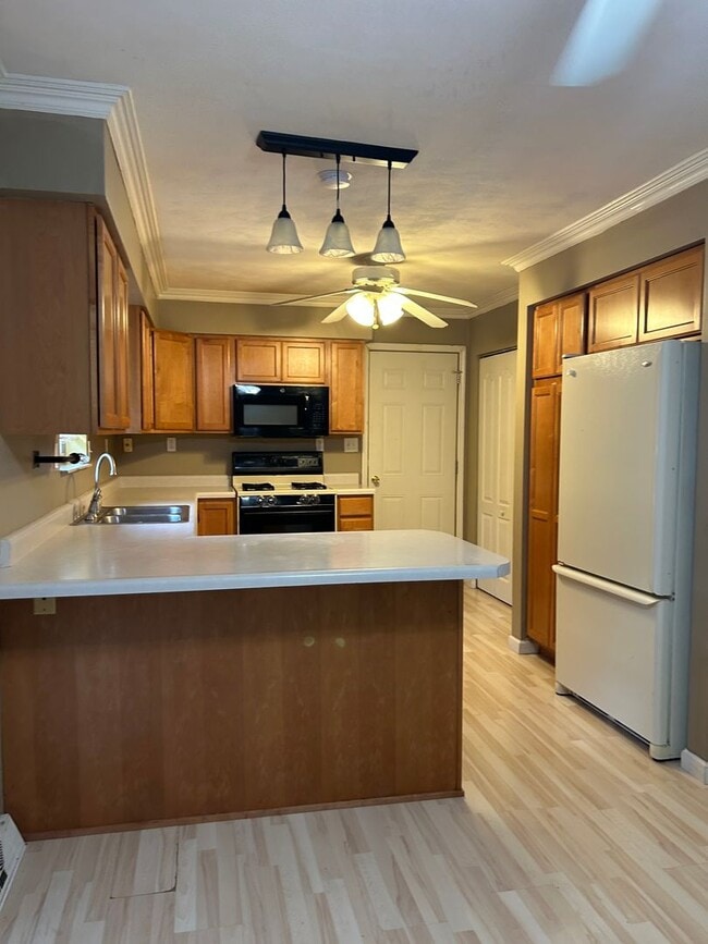 Photo - 10 Tanbark Dr