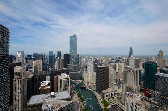 Photo - 363 E Wacker Dr Unit 5701