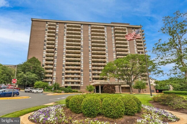 Photo - 1800 Old Meadow Rd Unit 1014