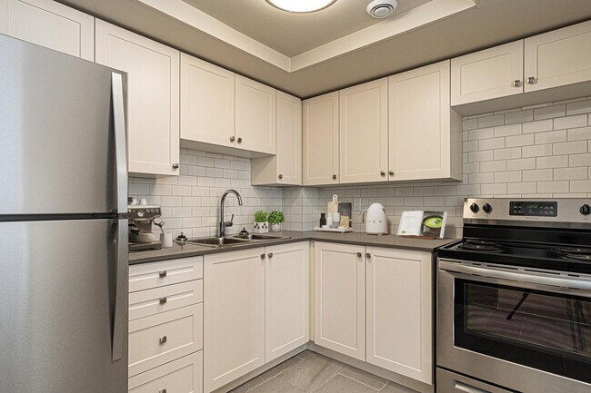 Photo - Portsmouth Place East