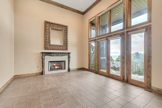 Photo - 3608 E Crest Mount Cir