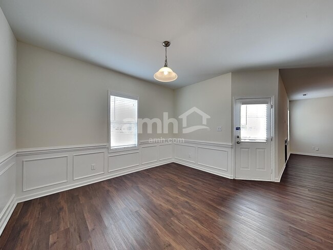 Photo - 2321 King Malcolm Ln