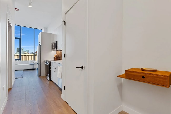 Photo - 1224 W Van Buren St