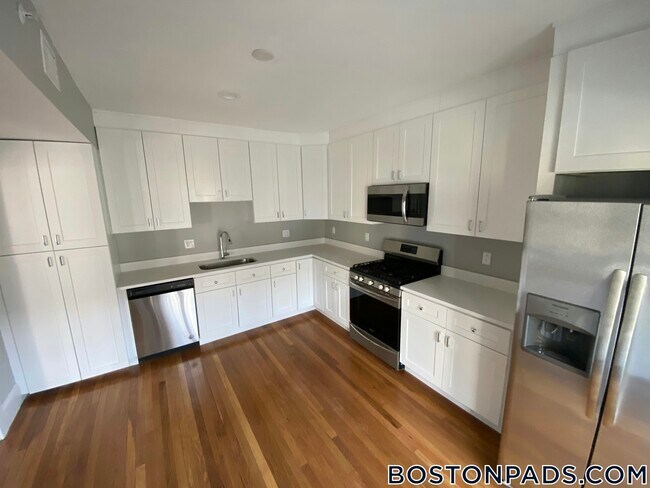 Photo - 190 Kelton St Apartment Unit 2