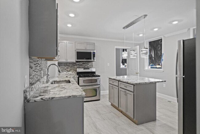 Photo - 1838 E Pratt St