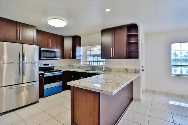 Photo - 15870 SW 69th Ln
