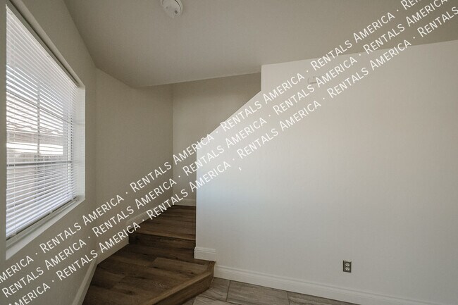 Photo - 7315 S 30th Ave