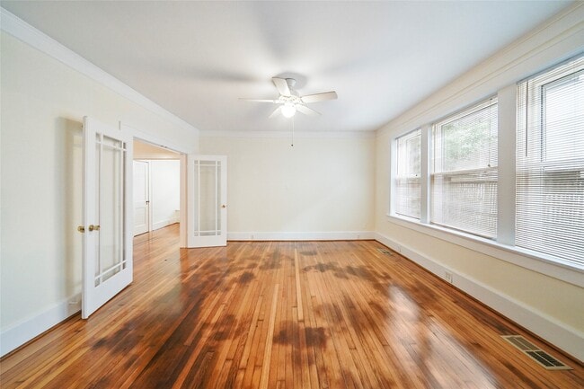 Photo - 4008 Garrott St