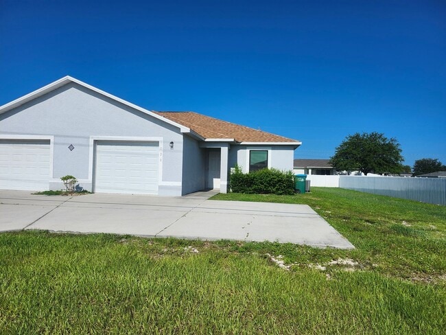 Building Photo - 1030 Andalusia Blvd