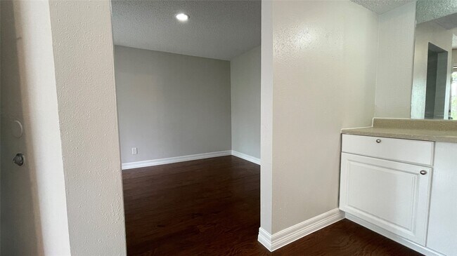 Photo - 6701 Sands Point Dr Unit 33