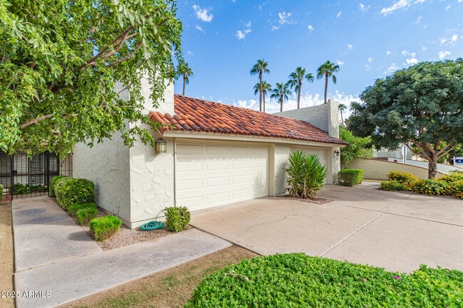 Photo - 5531 N 71st Pl