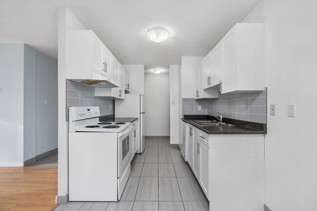 Photo - Queenswood House Unit 00104