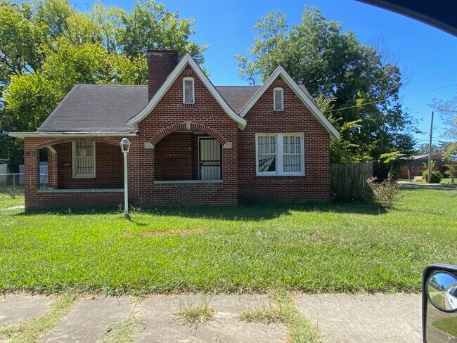 Photo - 1321 Thomason Ave House