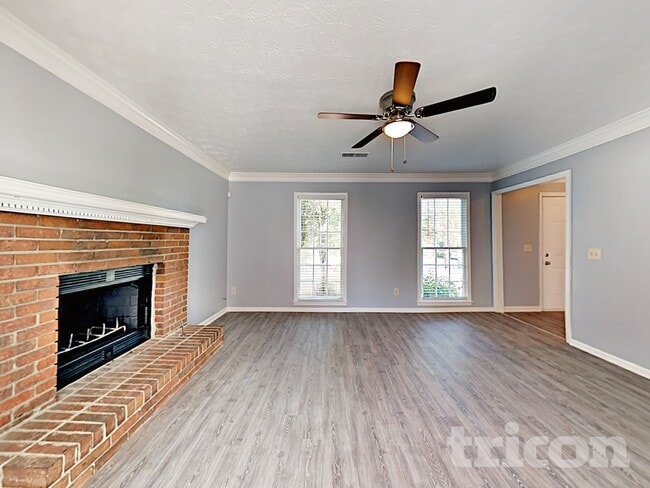 Photo - 3850 Paulownia Dr