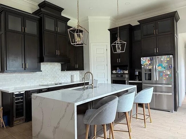 Photo - 8 St Honore Dr