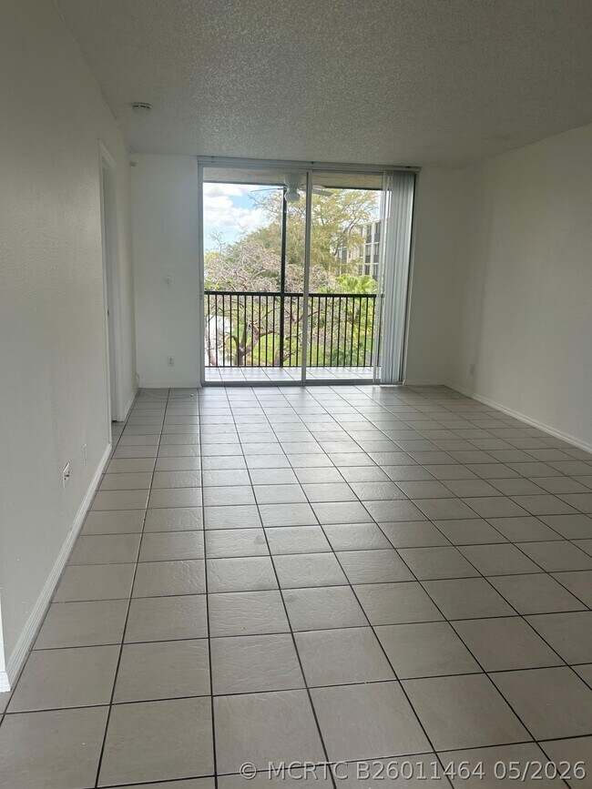 Photo - 7860 NW 50th St Unit 305
