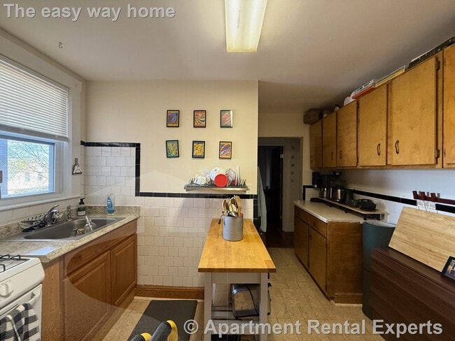 Photo - 235 A Highland Ave Unit #2