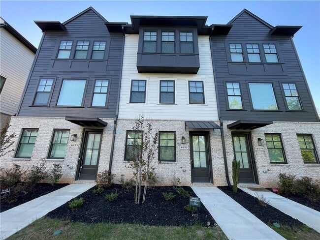 Photo - 6577 Beacon Dr