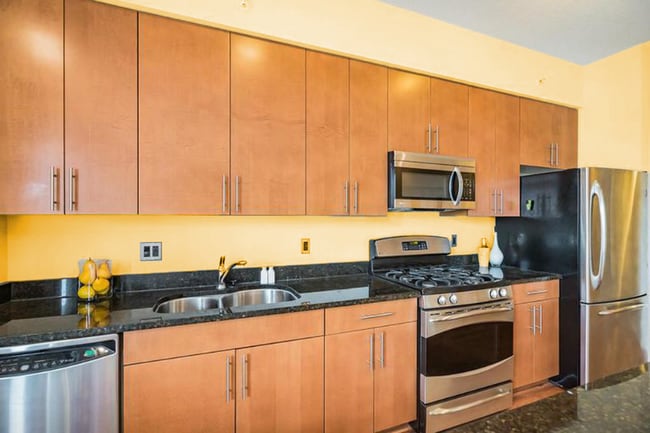 Photo - 1390 Kenyon St NW Unit 319