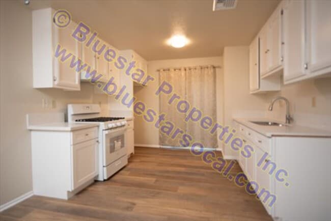 Photo - 20705 Thunderbird Rd Unidad 03