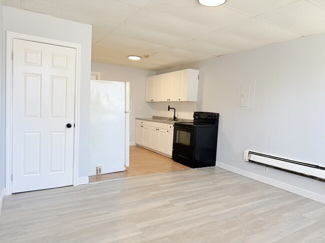 Photo - 581 Pierre Ave Unit 5