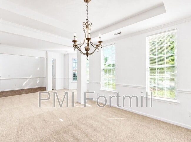 Photo - 10922 Sedgemoor Ln