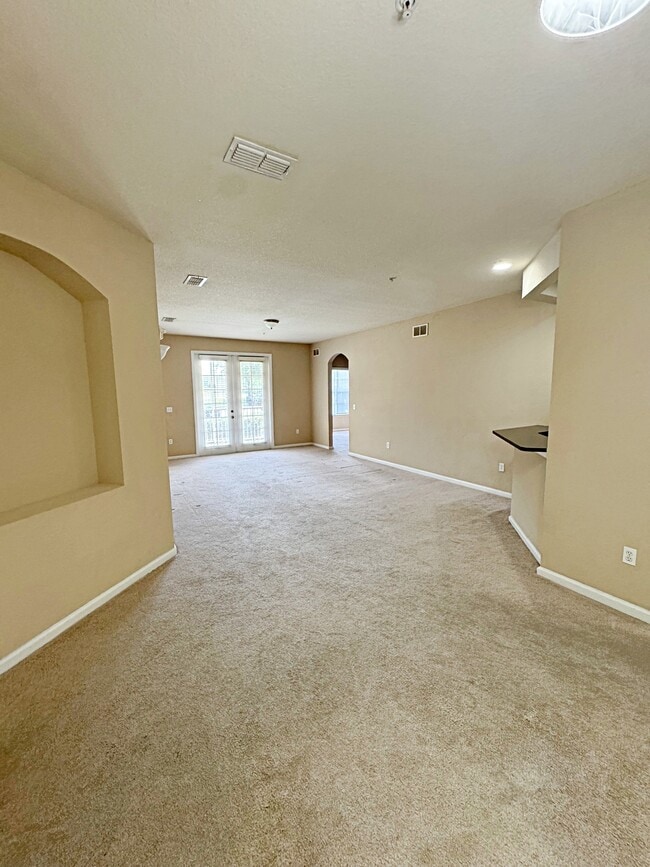 Photo - 3331 Whitestone Cir